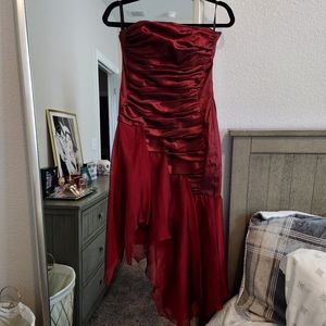 Jessica McClintock Burgundy Strapless Ruched Asymmetrical Evening Dress